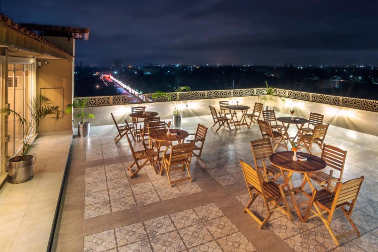 Hotel One Garden Town, Lahore Buitenkant foto