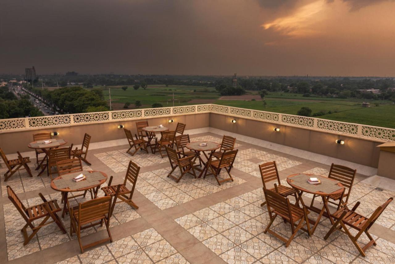 Hotel One Garden Town, Lahore Buitenkant foto